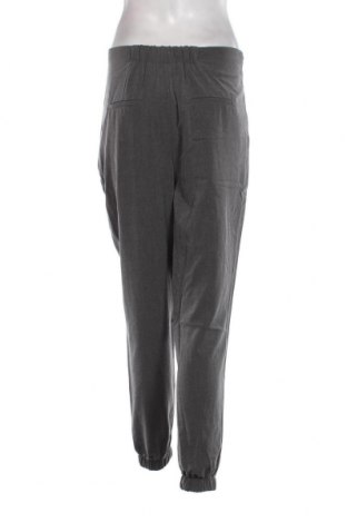 Damenhose Cropp, Größe M, Farbe Grau, Preis € 11,30
