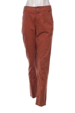 Дамски панталон Dept, Размер L, Цвят Кафяв, Цена 11,60 лв.