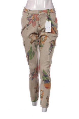 Pantaloni de femei Desigual, Mărime M, Culoare Alb, Preț 307,90 Lei