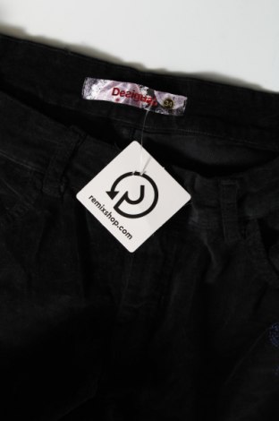 Дамски панталон Desigual, Размер L, Цвят Черен, Цена 68,00 лв.
