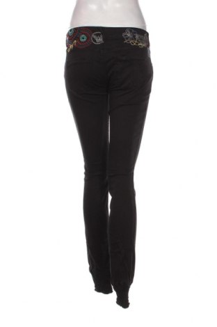 Дамски панталон Desigual, Размер M, Цвят Черен, Цена 40,80 лв.
