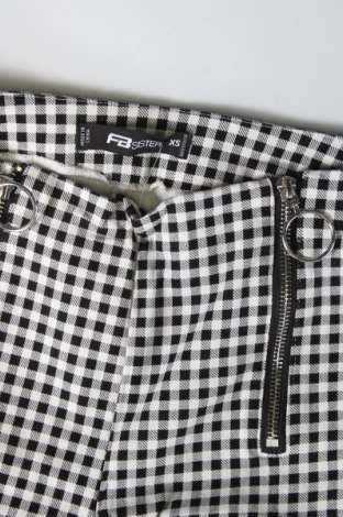 Дамски панталон Fb Sister, Размер XS, Цвят Многоцветен, Цена 3,19 лв.