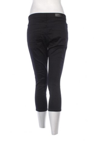 Дамски панталон Free Quent, Размер M, Цвят Черен, Цена 9,43 лв.