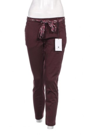 Дамски панталон Freeman T. Porter, Размер M, Цвят Лилав, Цена 76,44 лв.