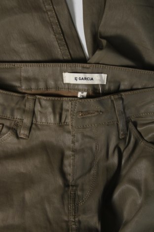 Дамски панталон Garcia, Размер XS, Цвят Зелен, Цена 6,15 лв.