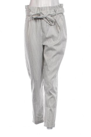 Дамски панталон Geisha, Размер L, Цвят Бял, Цена 65,69 лв.