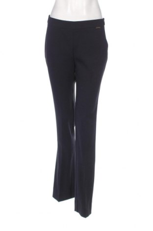 Дамски панталон Guess By Marciano, Размер M, Цвят Син, Цена 75,48 лв.