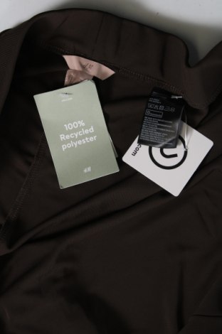 Дамски панталон H&M, Размер 4XL, Цвят Зелен, Цена 24,84 лв.
