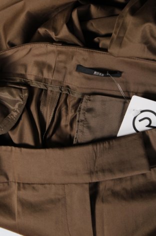Дамски панталон Hugo Boss, Размер M, Цвят Кафяв, Цена 84,78 лв.
