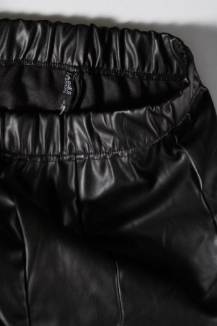 Dámske nohavice Ladies Fashion, Veľkosť S, Farba Čierna, Cena  23,25 €