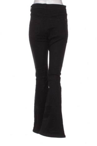 Дамски панталон Lola Liza, Размер M, Цвят Черен, Цена 10,66 лв.