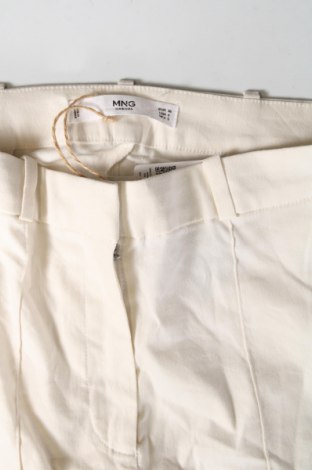 Γυναικείο παντελόνι Mango, Μέγεθος M, Χρώμα Εκρού, Τιμή 31,46 €