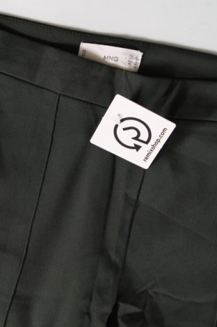 Дамски панталон Mango, Размер M, Цвят Зелен, Цена 7,14 лв.