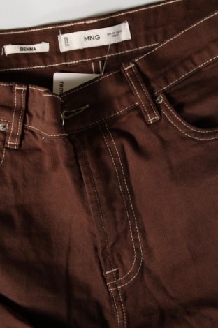Pantaloni de femei Mango, Mărime M, Culoare Maro, Preț 23,49 Lei