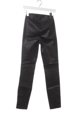 Дамски панталон ONLY, Размер XXS, Цвят Черен, Цена 21,08 лв.