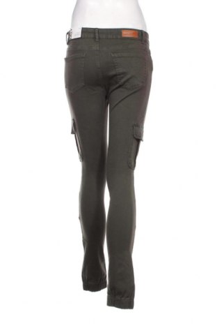 Дамски панталон ONLY, Размер S, Цвят Зелен, Цена 62,00 лв.