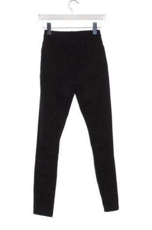 Дамски панталон ONLY, Размер M, Цвят Черен, Цена 31,00 лв.