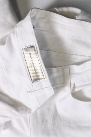 Damskie spodnie ONLY Carmakoma, Rozmiar XL, Kolor Biały, Cena 62,07 zł