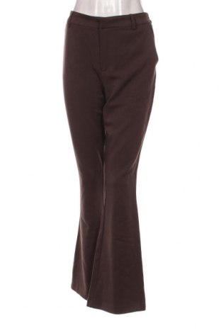 Дамски панталон Object, Размер M, Цвят Кафяв, Цена 37,20 лв.