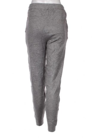 Дамски панталон Oysho, Размер M, Цвят Сив, Цена 18,45 лв.