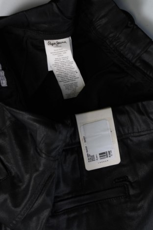 Pantaloni de femei Pepe Jeans, Mărime M, Culoare Negru, Preț 76,97 Lei