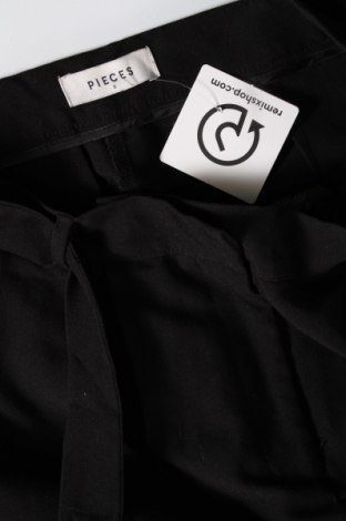 Дамски панталон Pieces, Размер S, Цвят Черен, Цена 8,91 лв.