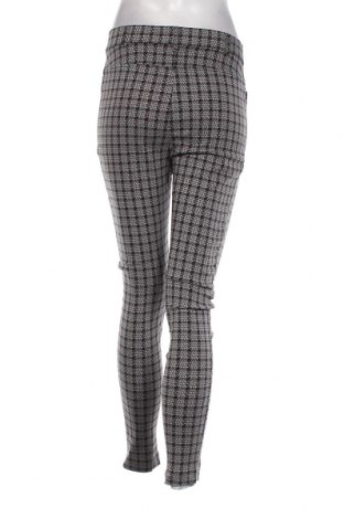 Γυναικείο παντελόνι Primark, Μέγεθος L, Χρώμα Πολύχρωμο, Τιμή 3,59 €