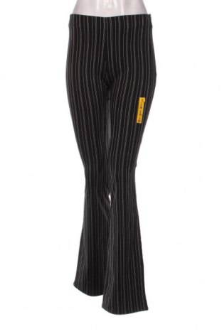 Pantaloni de femei Pull&Bear, Mărime S, Culoare Negru, Preț 88,72 Lei