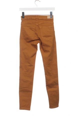 Γυναικείο παντελόνι Pull&Bear, Μέγεθος XS, Χρώμα Καφέ, Τιμή 2,87 €