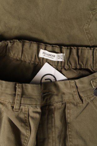 Dámské kalhoty  Pull&Bear, Velikost S, Barva Zelená, Cena  462,00 Kč