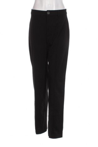 Дамски панталон Pull&Bear, Размер M, Цвят Черен, Цена 17,40 лв.