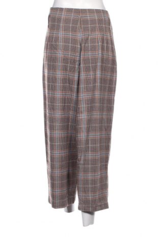 Dámské kalhoty  Pull&Bear, Velikost L, Barva Vícebarevné, Cena  125,00 Kč