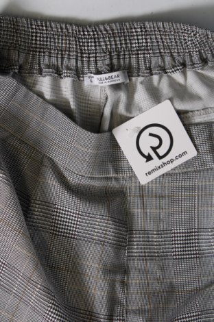 Pantaloni de femei Pull&Bear, Mărime L, Culoare Gri, Preț 44,89 Lei