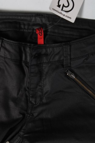 Дамски панталон Q/S by S.Oliver, Размер XS, Цвят Черен, Цена 8,61 лв.