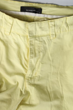 Dámské kalhoty  Reserved, Velikost S, Barva Žlutá, Cena  144,00 Kč
