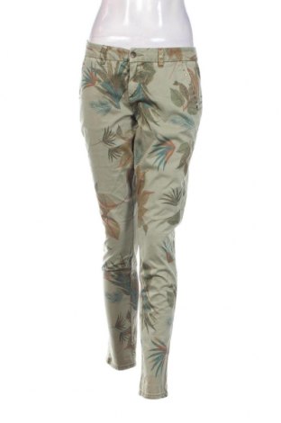 Дамски панталон S.Oliver, Размер M, Цвят Зелен, Цена 16,40 лв.