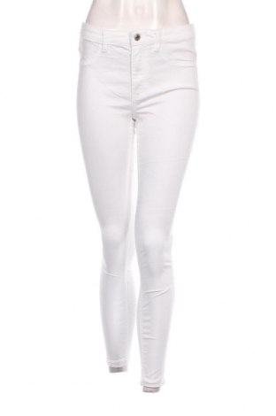 Дамски панталон Sinsay, Размер M, Цвят Бял, Цена 13,05 лв.