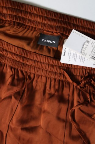 Pantaloni de femei Taifun, Mărime XL, Culoare Maro, Preț 153,95 Lei