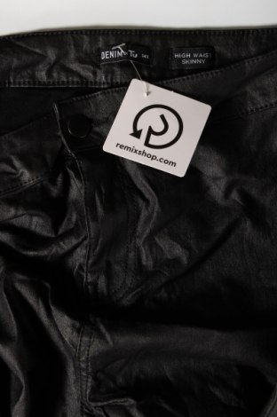 Дамски панталон Tu, Размер L, Цвят Черен, Цена 4,35 лв.