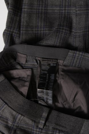 Dámske nohavice Uniqlo, Veľkosť M, Farba Sivá, Cena  6,28 €