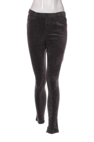 Дамски панталон Uniqlo, Размер M, Цвят Сив, Цена 6,15 лв.