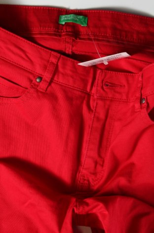 Pantaloni de femei United Colors Of Benetton, Mărime S, Culoare Roșu, Preț 28,32 Lei