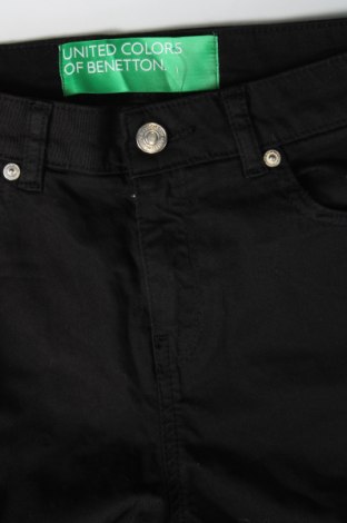Дамски панталон United Colors Of Benetton, Размер XS, Цвят Черен, Цена 8,20 лв.