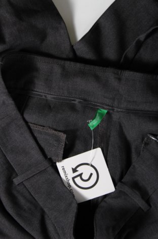 Damskie spodnie United Colors Of Benetton, Rozmiar XL, Kolor Szary, Cena 131,14 zł