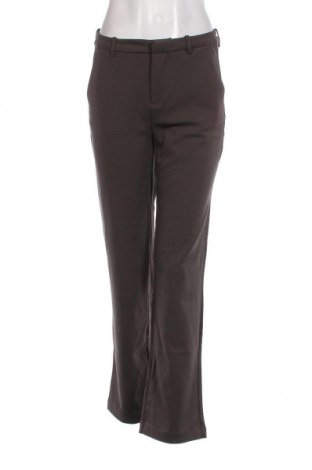 Дамски панталон Vero Moda, Размер M, Цвят Зелен, Цена 5,13 лв.