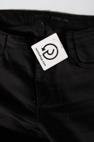 Γυναικείο παντελόνι Yessica, Μέγεθος S, Χρώμα Μαύρο, Τιμή 5,20 €