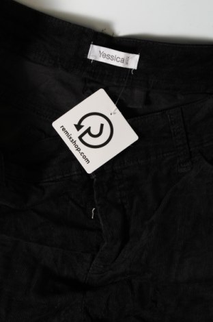Γυναικείο παντελόνι Yessica, Μέγεθος L, Χρώμα Μαύρο, Τιμή 6,64 €