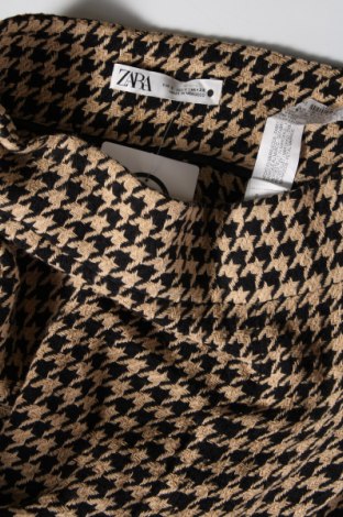 Дамски панталон Zara, Размер S, Цвят Бежов, Цена 27,00 лв.