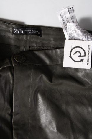 Pantaloni de femei Zara, Mărime XXL, Culoare Verde, Preț 33,75 Lei