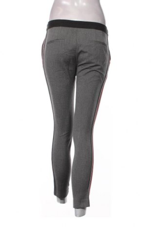 Pantaloni de femei Zara, Mărime M, Culoare Gri, Preț 16,88 Lei